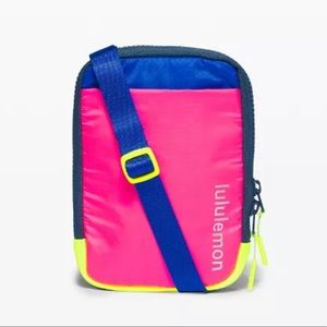 LULULEMON Easy Access Crossbody Neon 90s Belt Shoulder Bag